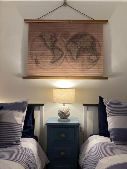 Harbourside 2 Bed Apartment, Barmouth Bridge Views Bagian luar foto