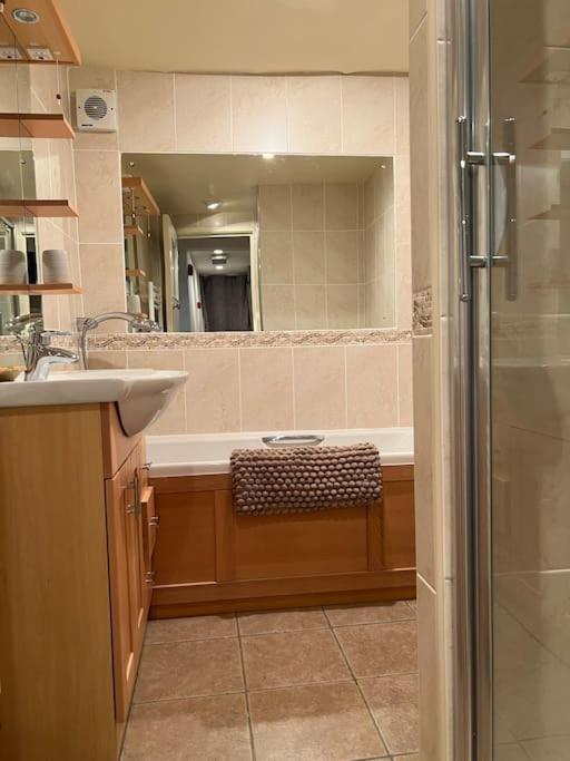 Harbourside 2 Bed Apartment, Barmouth Bridge Views Bagian luar foto