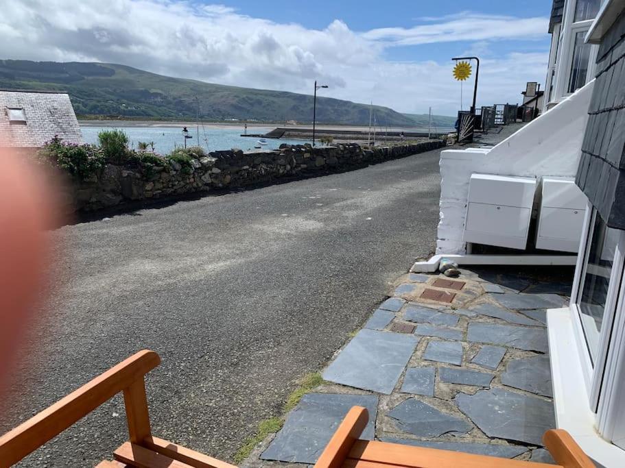 Harbourside 2 Bed Apartment, Barmouth Bridge Views Bagian luar foto