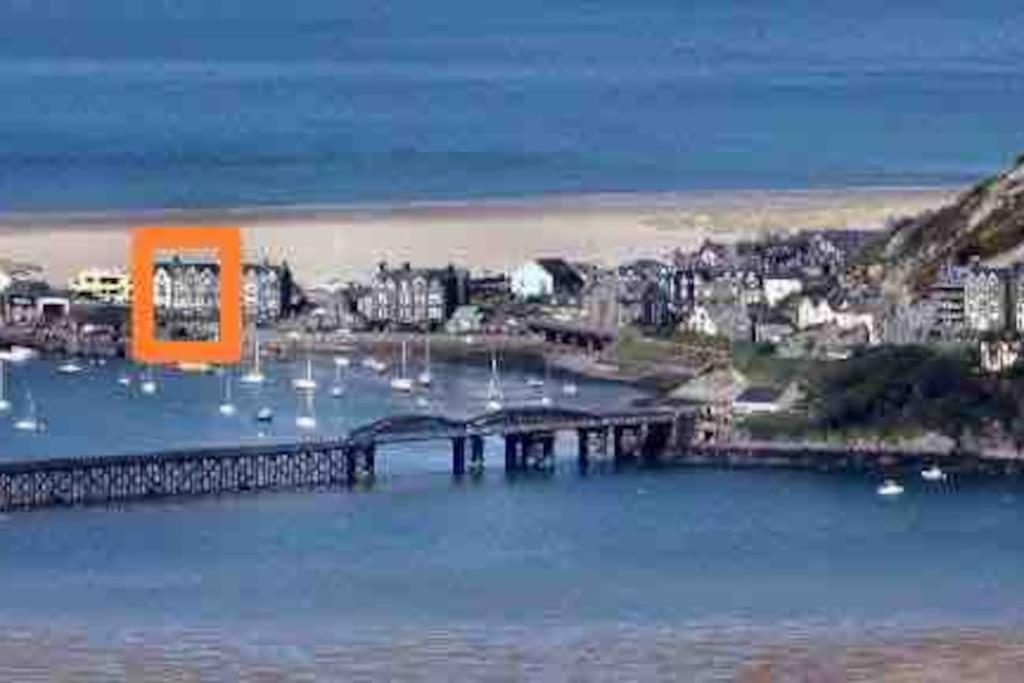Harbourside 2 Bed Apartment, Barmouth Bridge Views Bagian luar foto