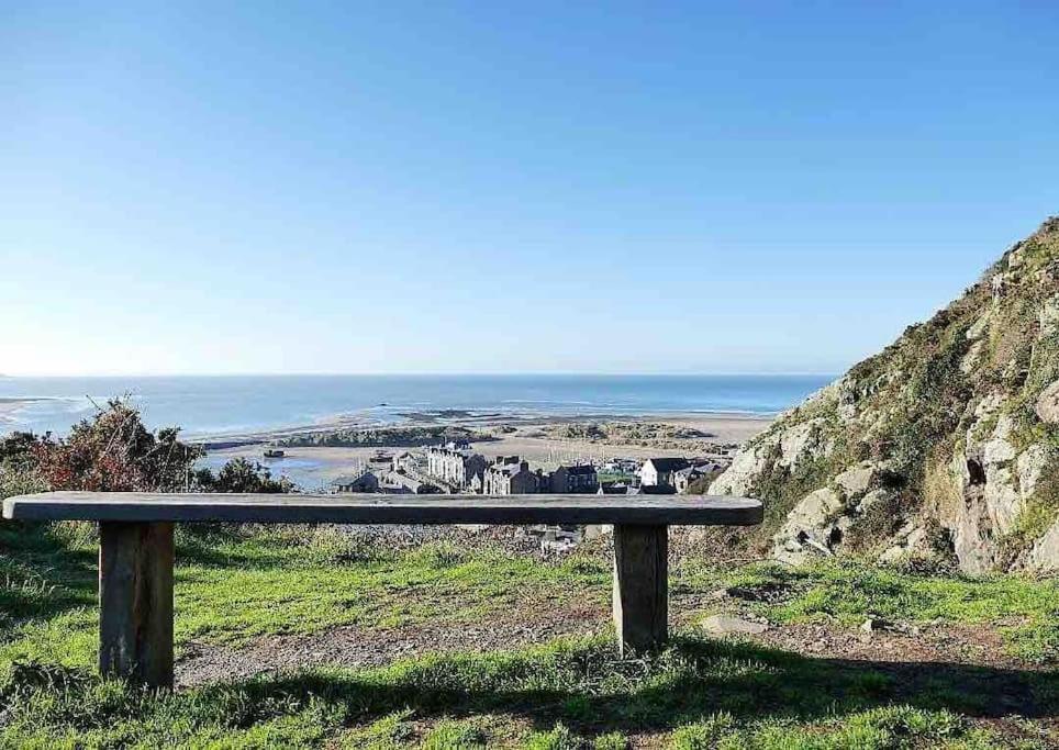 Harbourside 2 Bed Apartment, Barmouth Bridge Views Bagian luar foto